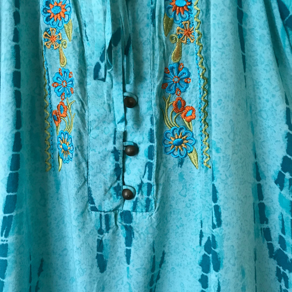 Turquoise Summer Top Size S Women - Picture 2 of 2